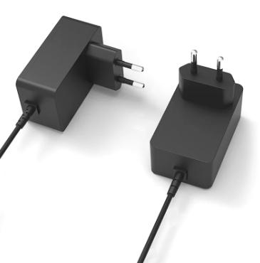 Adaptador de alimentação para montagem em parede 12V1.5A 18W